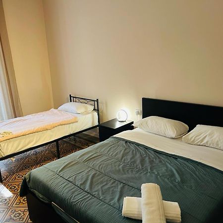 Hostel Boutique Мілан Екстер'єр фото