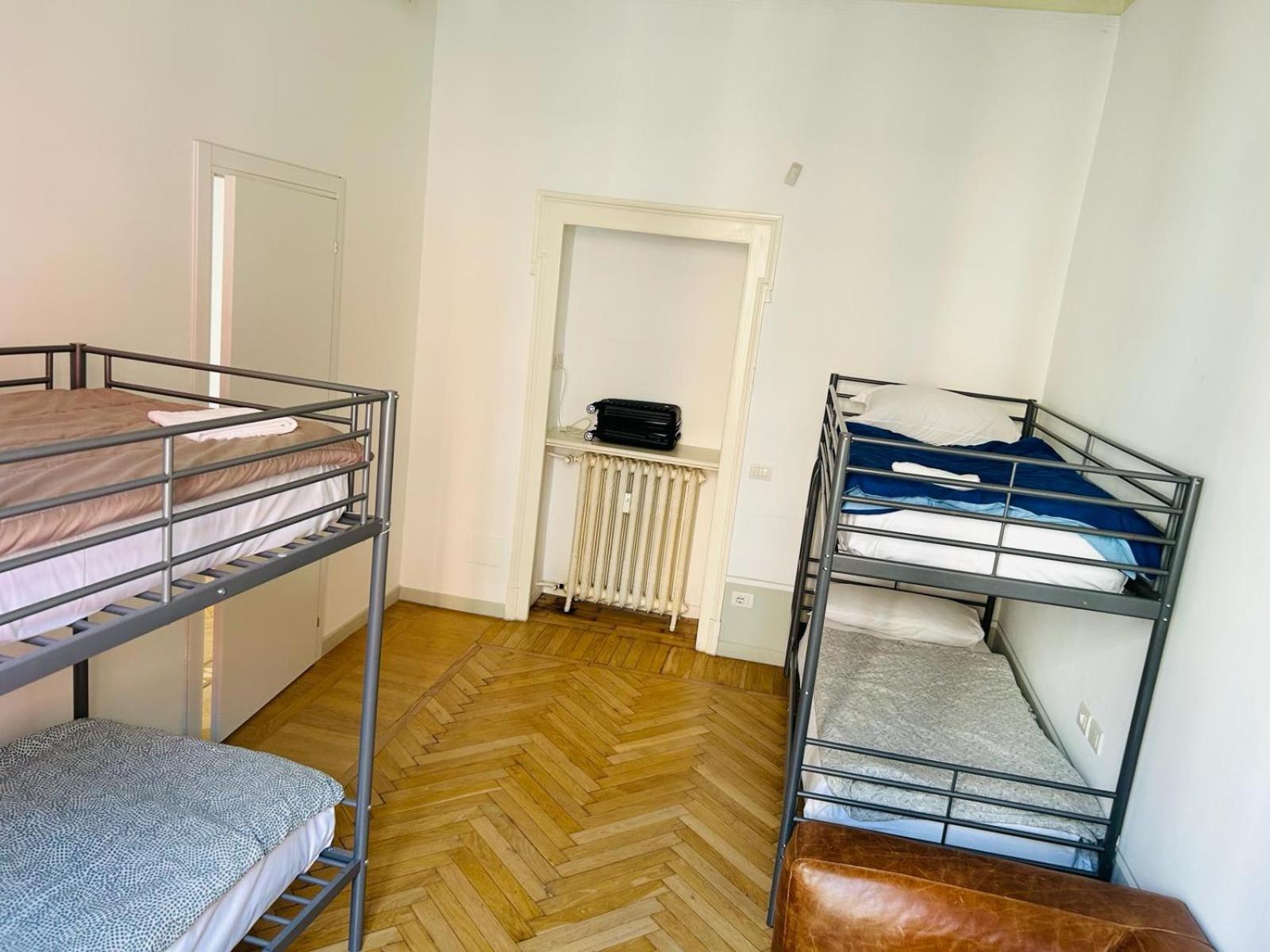Hostel Boutique Мілан Екстер'єр фото