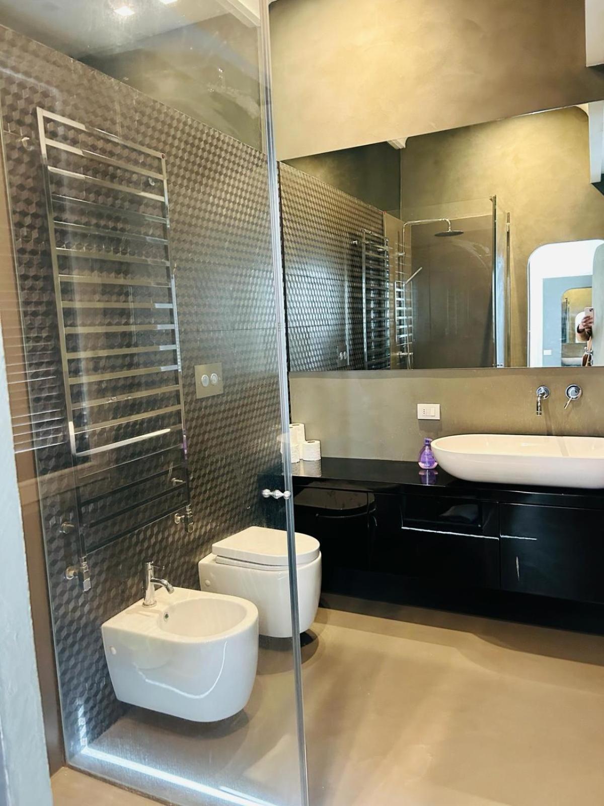 Hostel Boutique Мілан Екстер'єр фото