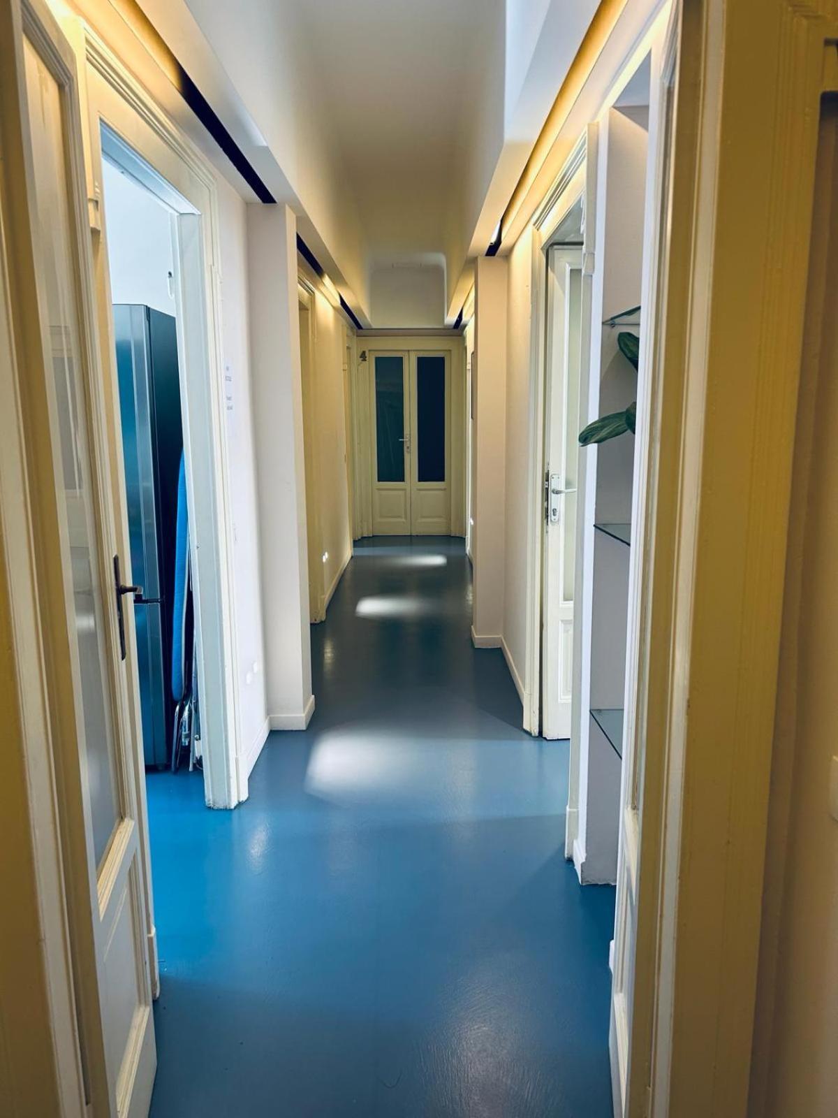 Hostel Boutique Мілан Екстер'єр фото