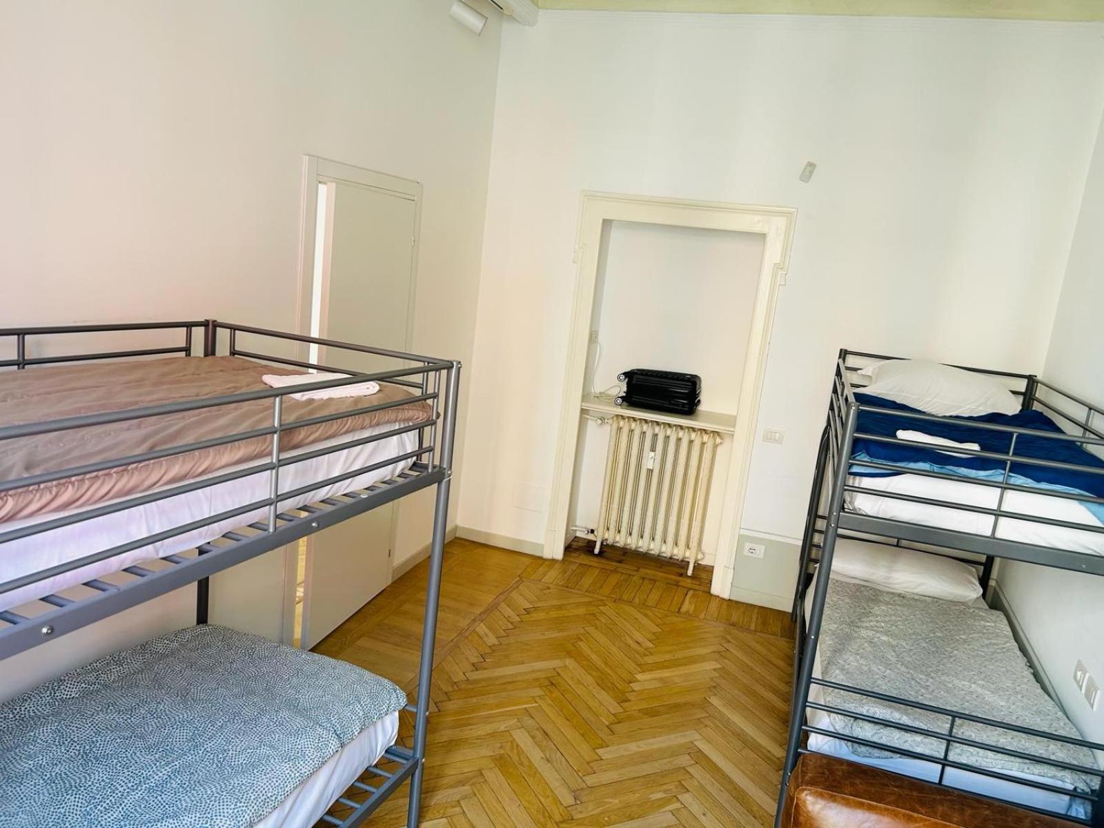 Hostel Boutique Мілан Екстер'єр фото