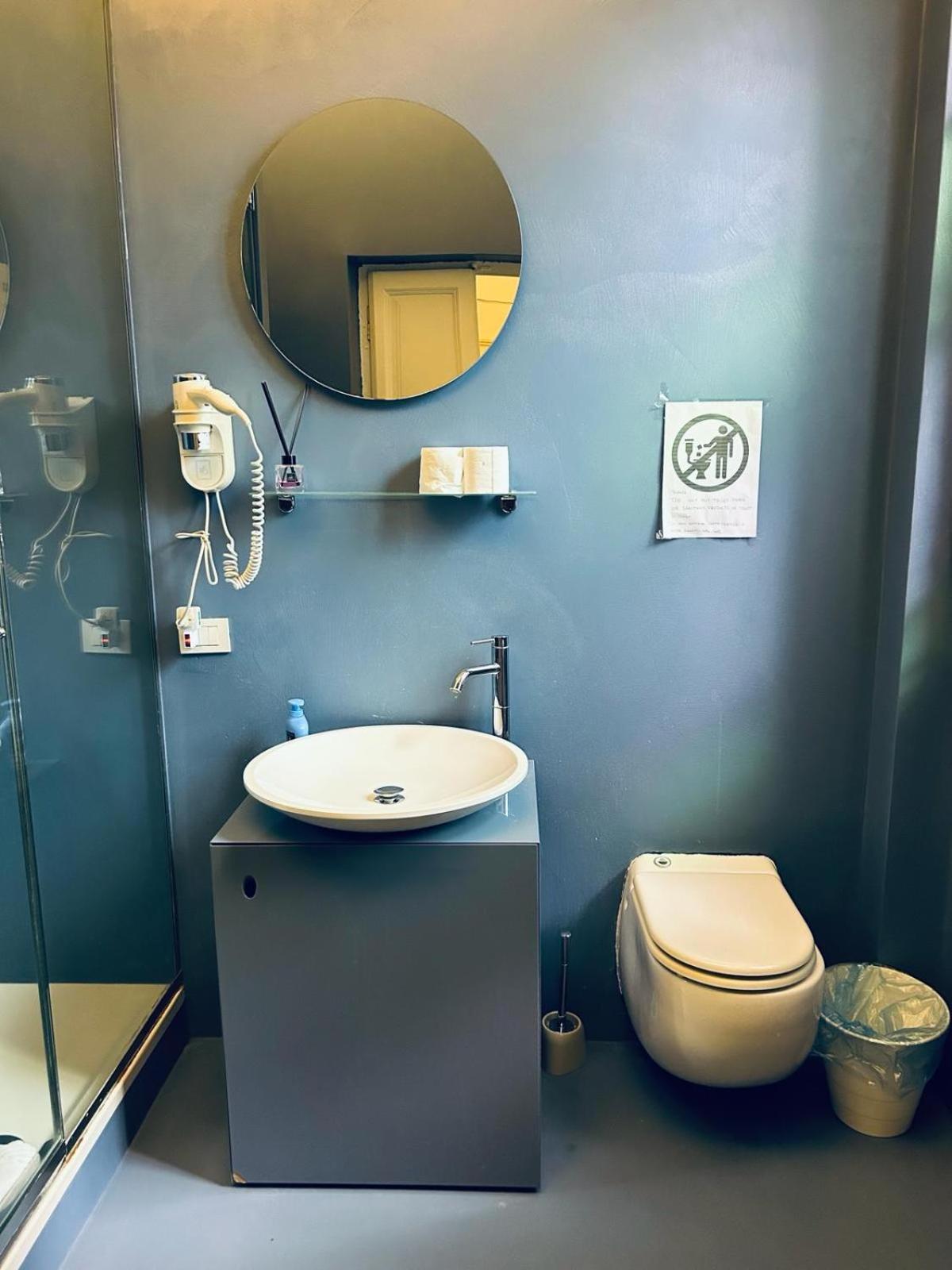 Hostel Boutique Мілан Екстер'єр фото