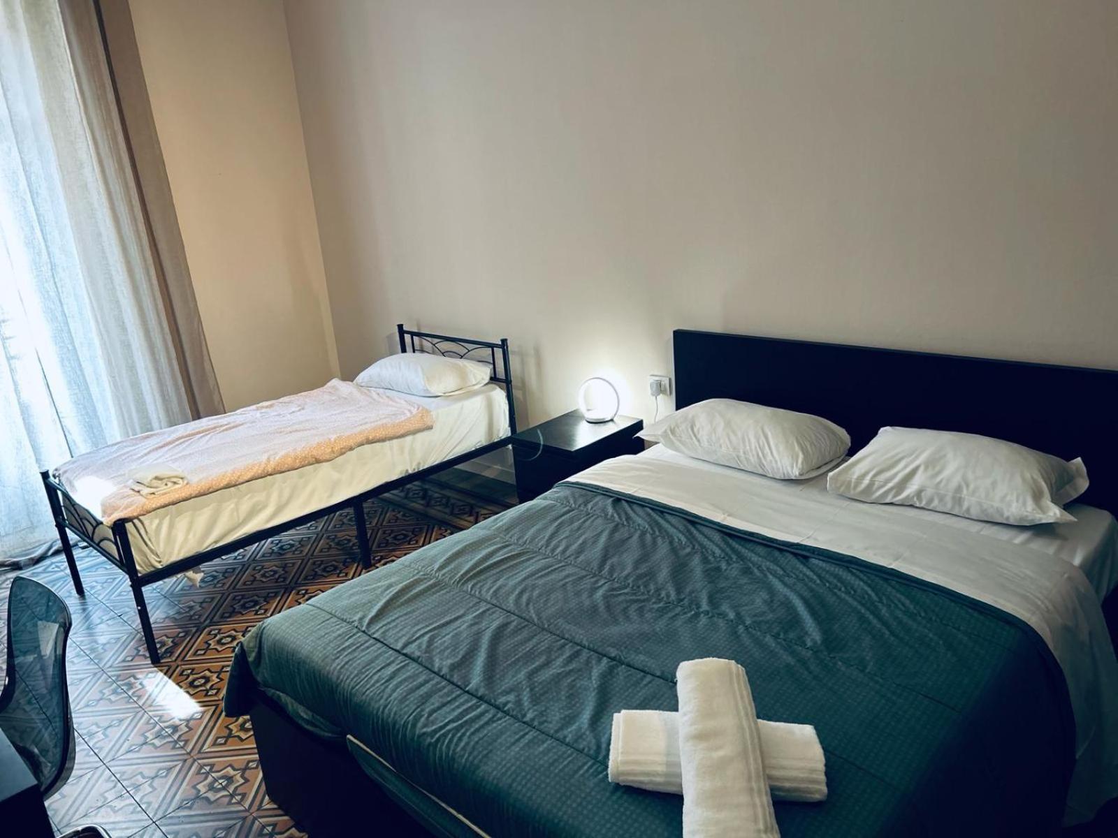 Hostel Boutique Мілан Екстер'єр фото