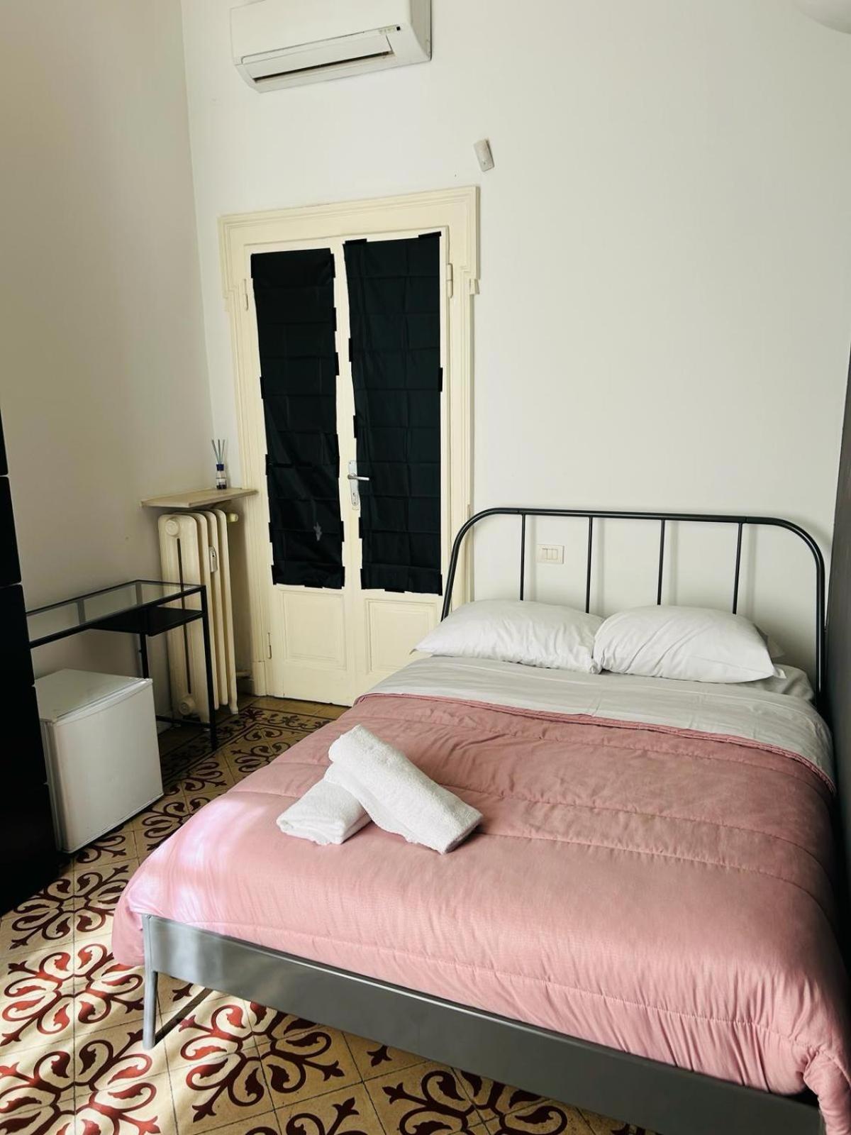 Hostel Boutique Мілан Екстер'єр фото