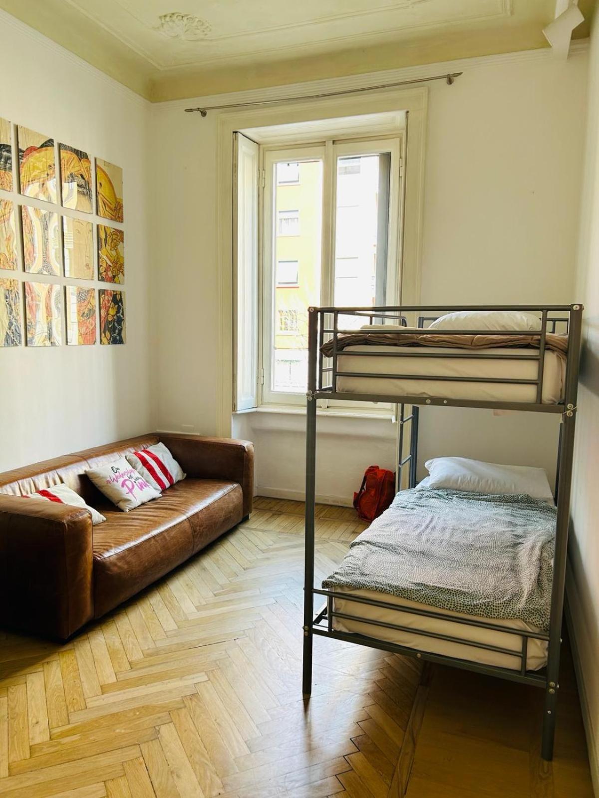 Hostel Boutique Мілан Екстер'єр фото