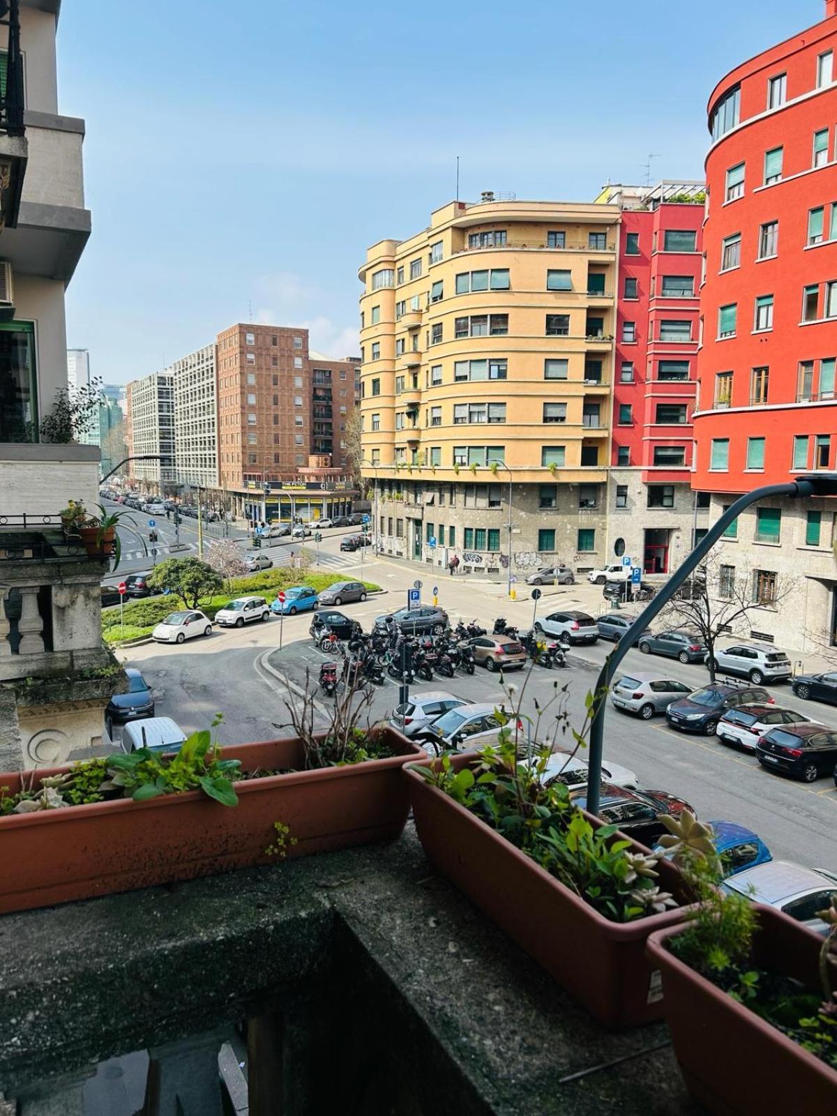 Hostel Boutique Мілан Екстер'єр фото
