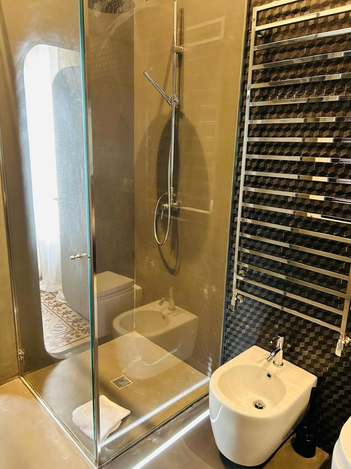 Hostel Boutique Мілан Екстер'єр фото