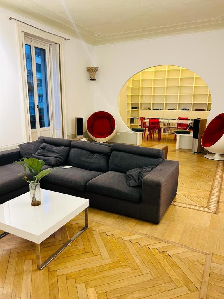 Hostel Boutique Мілан Екстер'єр фото